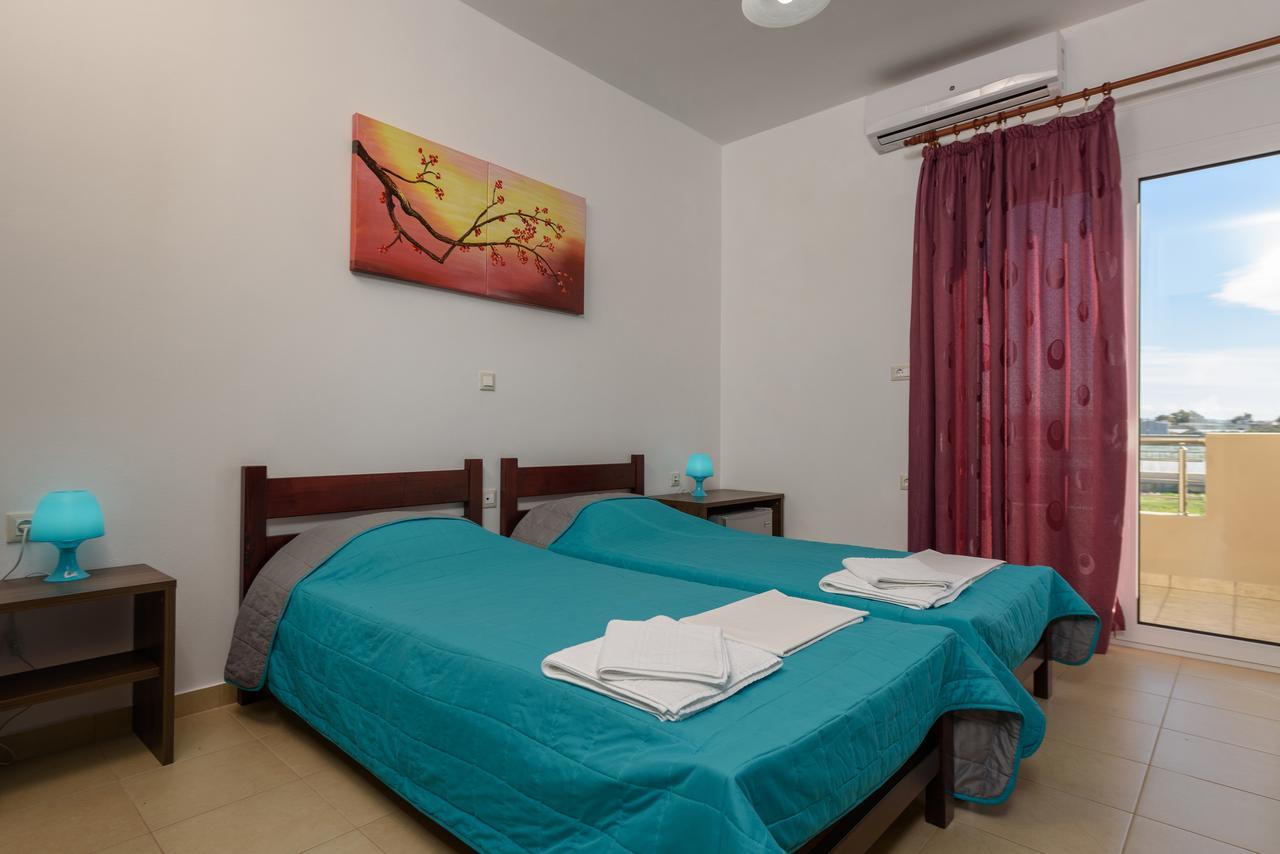 Elpidis Villa Kokkinos Pyrgos Eksteriør bilde